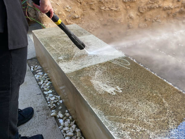 Best Deck Pressure Washing  in Jonesboro, GA